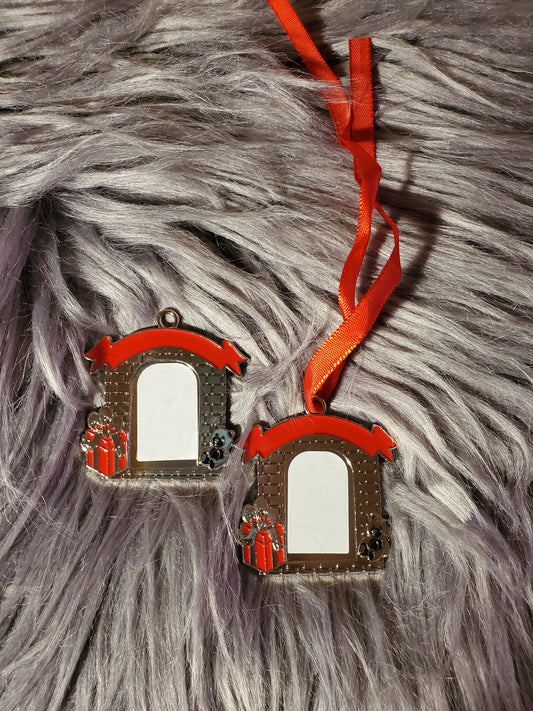 Present Ornament